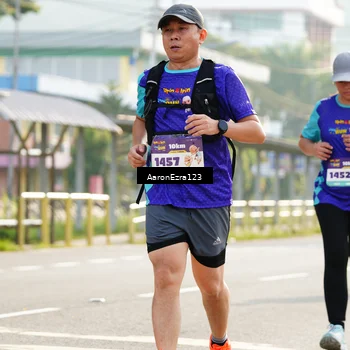 Runner Photo 8287981