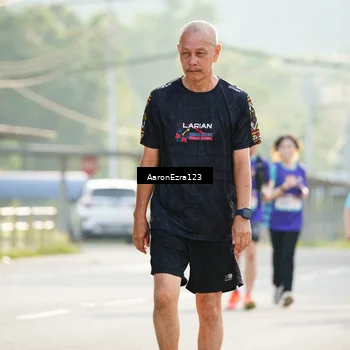 Runner Photo 8288028