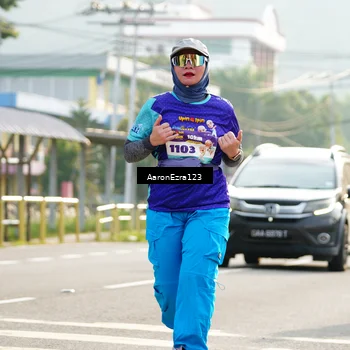 Runner Photo 8288072