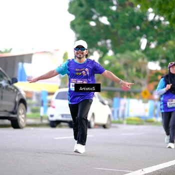 Runner Photo 8288153