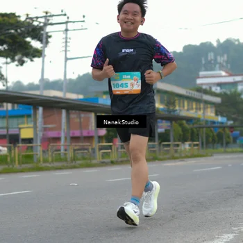 Runner Photo 8288203