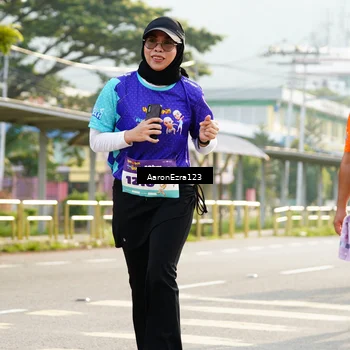 Runner Photo 8288296