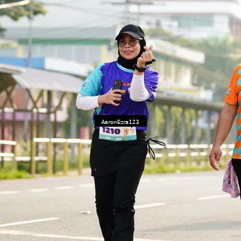 Runner Photo 8288339