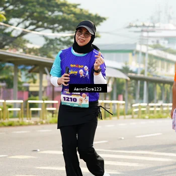 Runner Photo 8288349