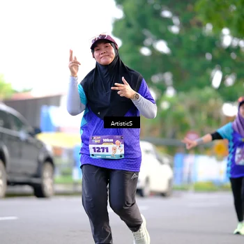 Runner Photo 8288377