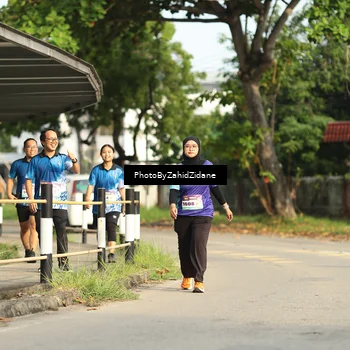 Runner Photo 8288390