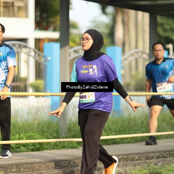 Runner Photo 8288411