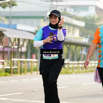 Runner Photo 8288425