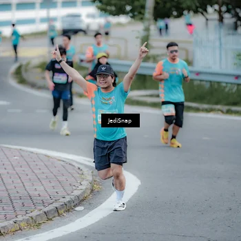 Runner Photo 8288450