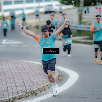 Runner Photo 8288457