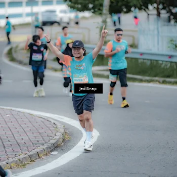 Runner Photo 8288473