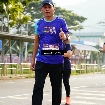 Runner Photo 8288528