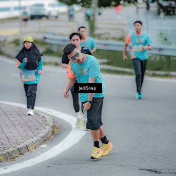 Runner Photo 8288613