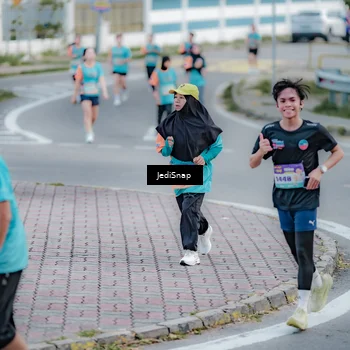 Runner Photo 8288670