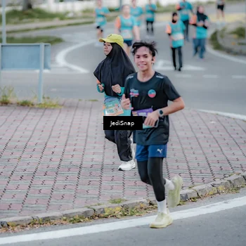 Runner Photo 8288702