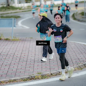 Runner Photo 8288762