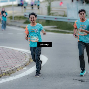 Runner Photo 8288766