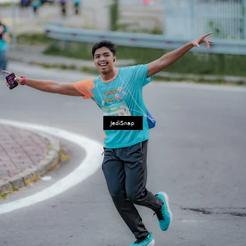 Runner Photo 8288837
