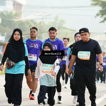 Runner Photo 8288858