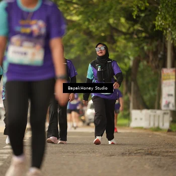 Runner Photo 8288859
