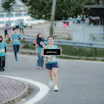 Runner Photo 8288874