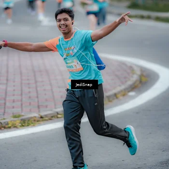 Runner Photo 8288879