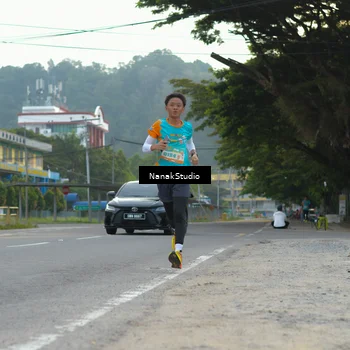 Runner Photo 8288893