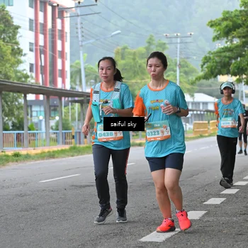 Runner Photo 8288898