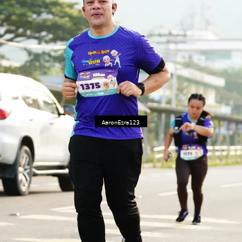 Runner Photo 8288913