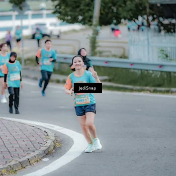 Runner Photo 8288916