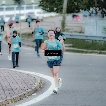 Runner Photo 8288939