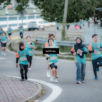 Runner Photo 8288955