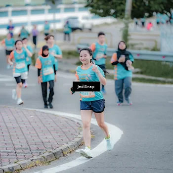 Runner Photo 8288957