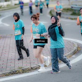 Runner Photo 8289066