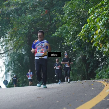 Runner Photo 8289112