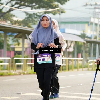 Runner Photo 8289202