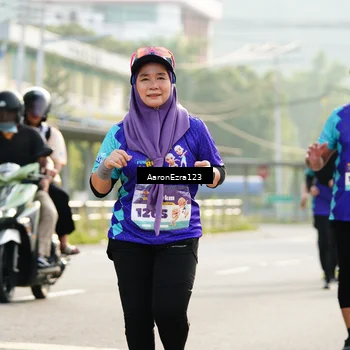 Runner Photo 8289211