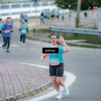 Runner Photo 8289239
