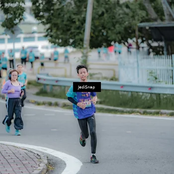 Runner Photo 8289290