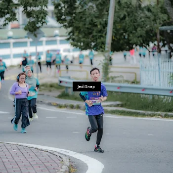 Runner Photo 8289295