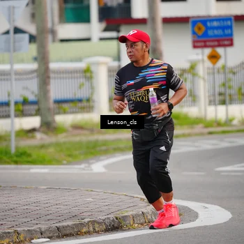 Runner Photo 8289301