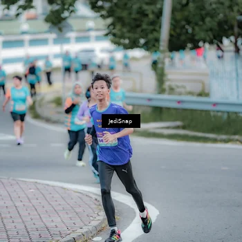 Runner Photo 8289332