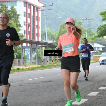 Runner Photo 8289362