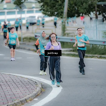 Runner Photo 8289363