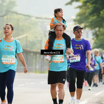 Runner Photo 8289374