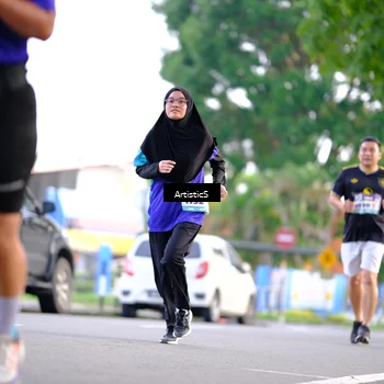 Runner Photo 8289419