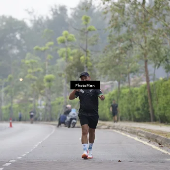Runner Photo 8289507