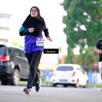 Runner Photo 8289541