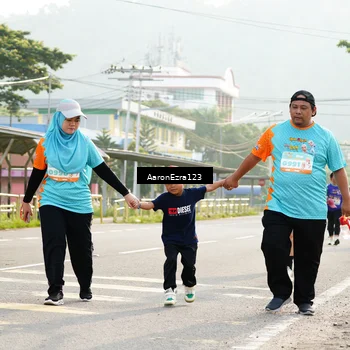 Runner Photo 8289573