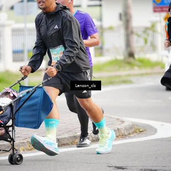 Runner Photo 8289699